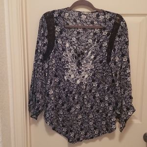 🌻3 for $5/Peasant blouse